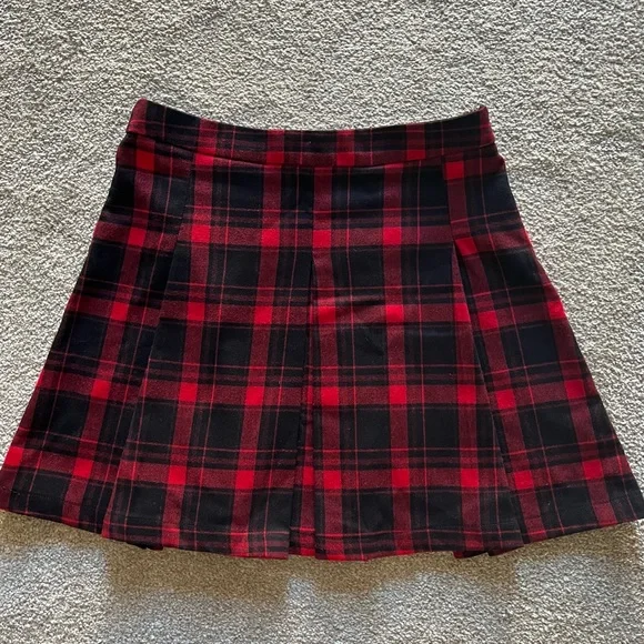 Urban Outfitters Ecoté Plaid Inverted Pleat Skirt - Picture 2 of 5